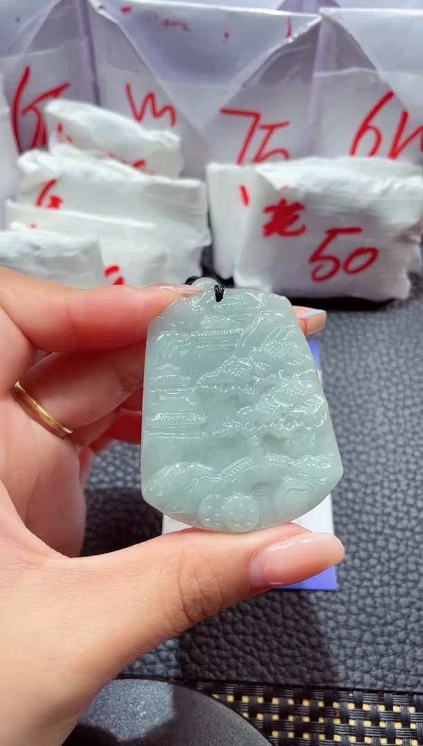 颈饰未镶嵌翡翠4