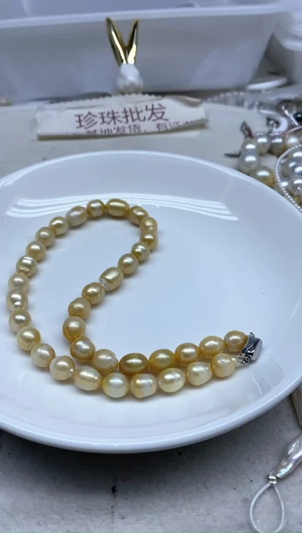 未镶嵌海水珍珠颈饰660