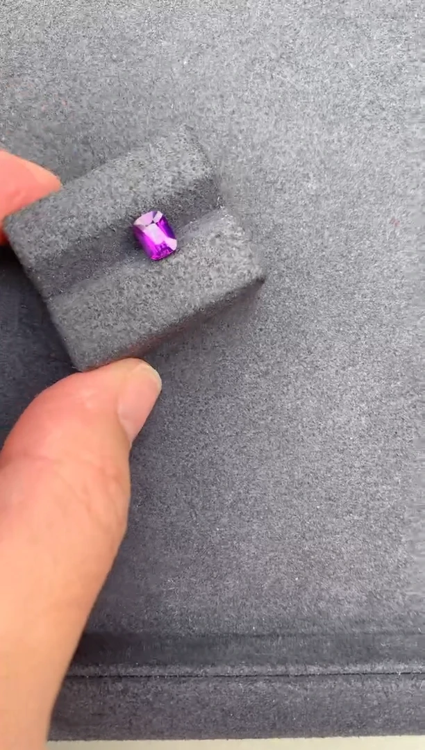 【闪购商品】彩色蓝宝石裸石未镶嵌1ct无烧紫蓝宝