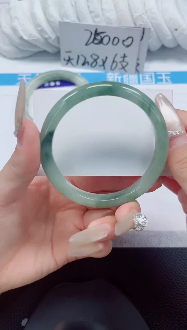 未镶嵌手镯石英质玉17-60/61