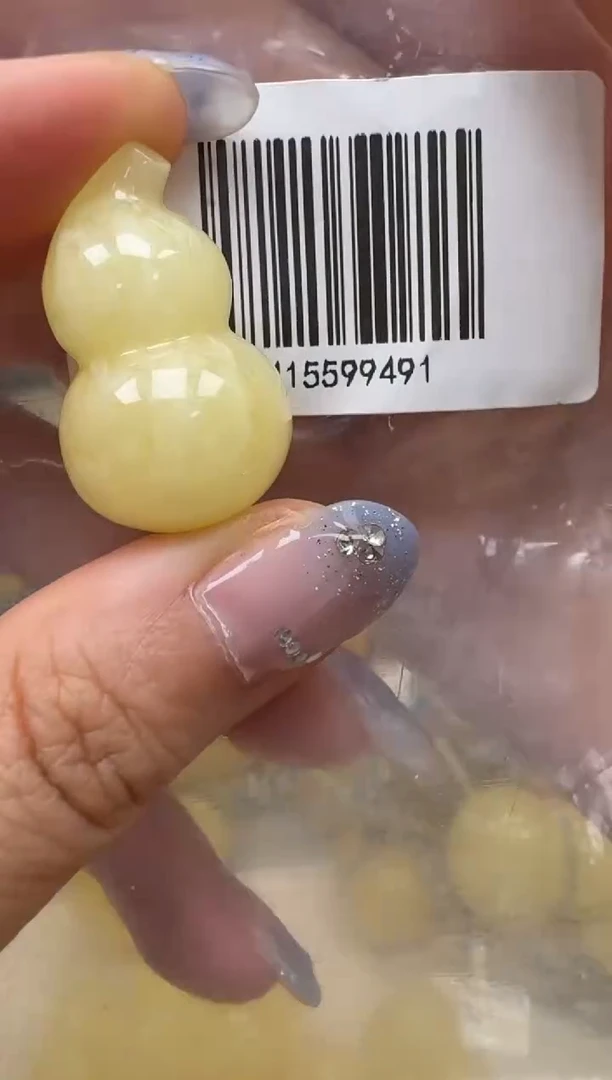 裸石琥珀未镶嵌如图