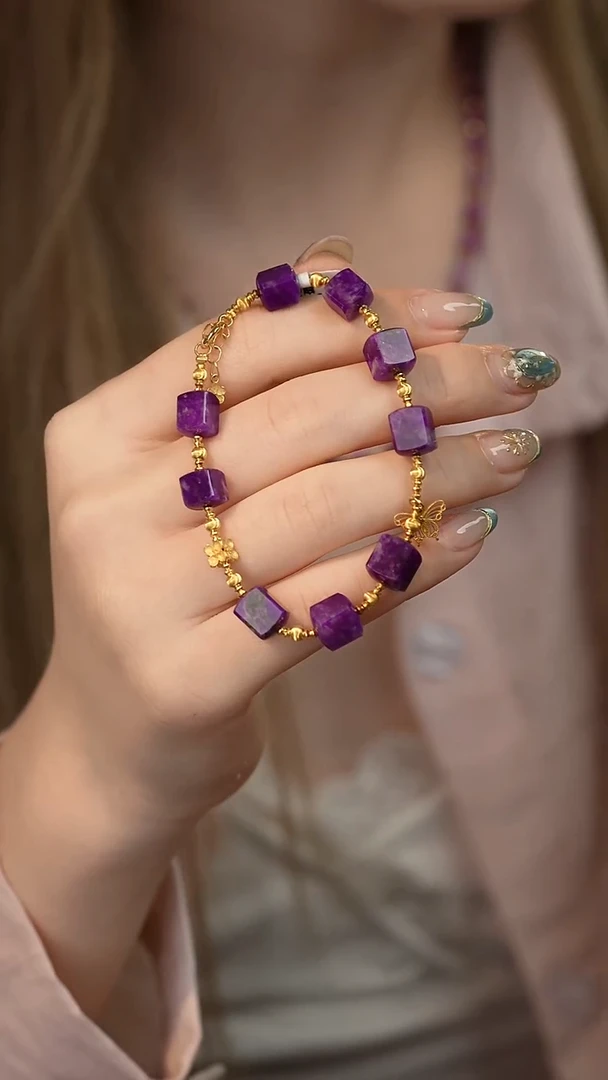 18K金镶嵌苏纪石（舒俱来）单圈A32（多样性发一件）