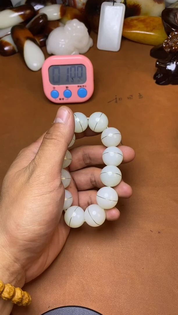 未镶嵌手串和田玉海****…和田玉