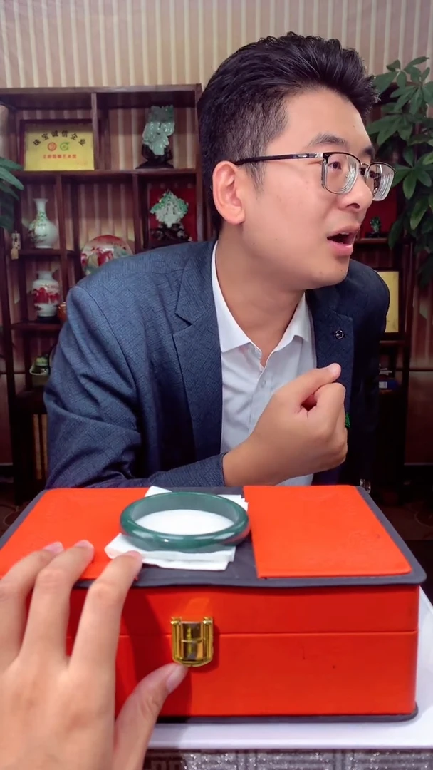 颈饰未镶嵌翡翠挂件发货（拍一发一）