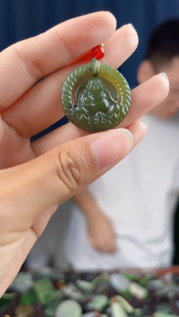 未镶嵌和田玉挂件拍一发一，多样性发货