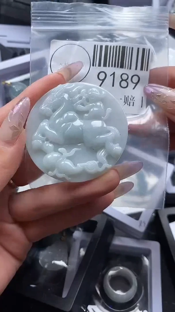 吊坠(不含链)未镶嵌翡翠9189