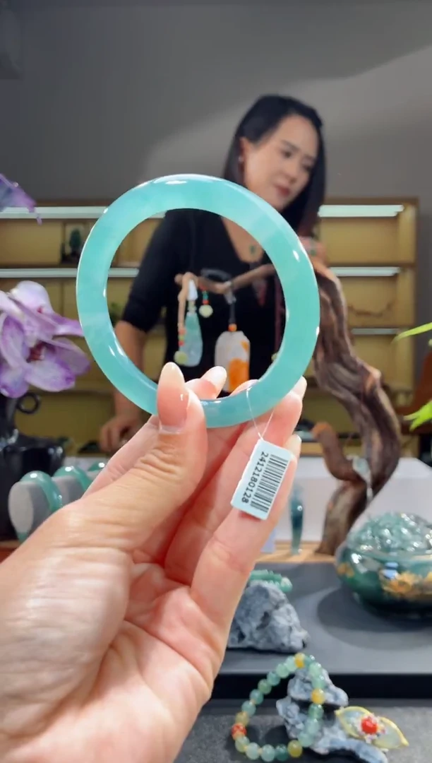 未镶嵌手镯翡翠55圈
