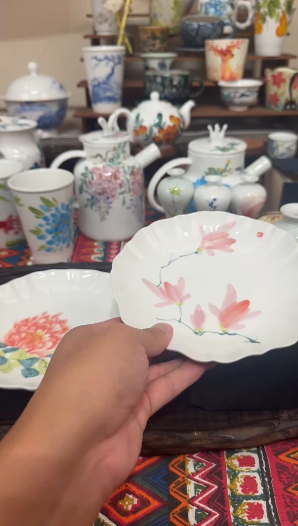 摆件景德镇手绘陶瓷