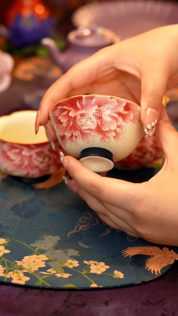 岩矿白牡丹主人杯········