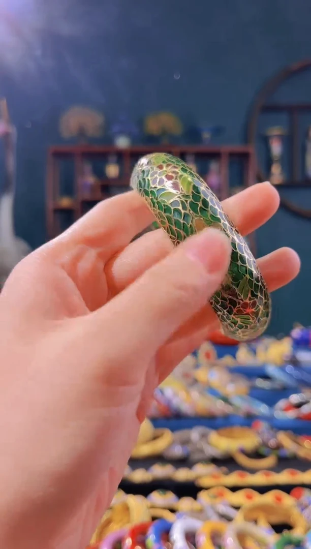 【闪购商品】脱胎手镯墨绿色圈口59-63