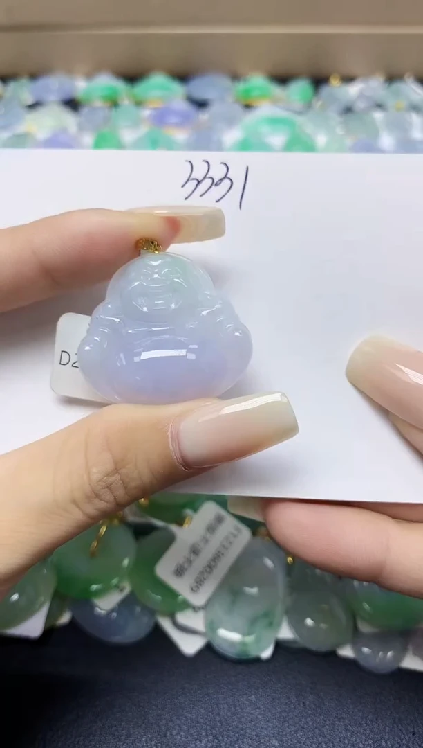 翡翠18K金镶嵌颈饰 天然缅甸翡翠A货