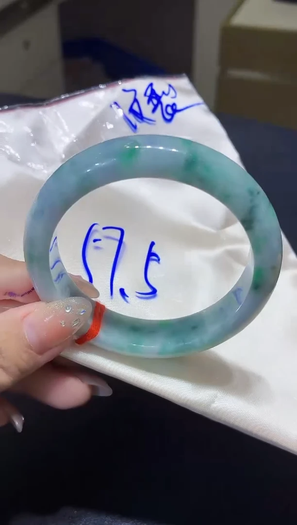 未镶嵌手镯翡翠翡翠手镯5758