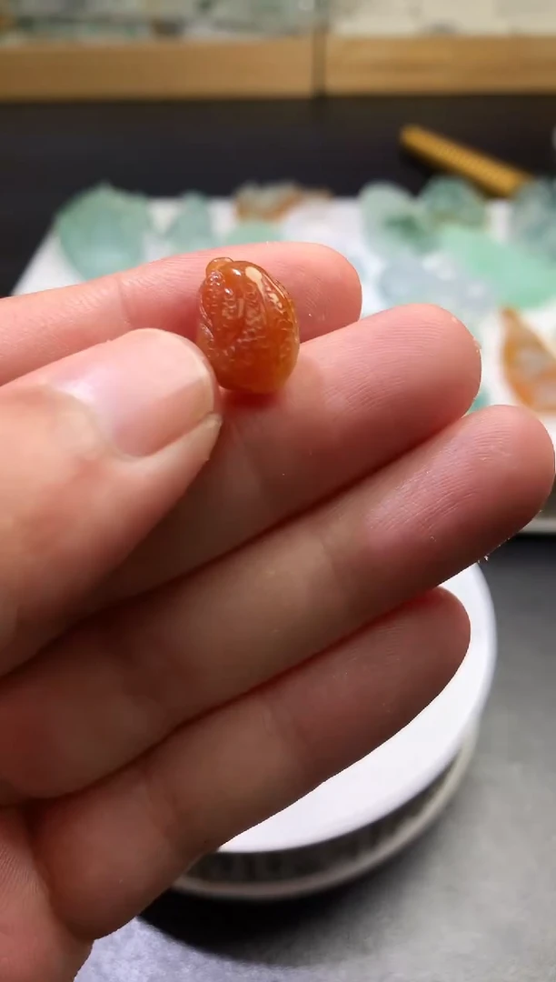 未镶嵌定制翡翠毛货