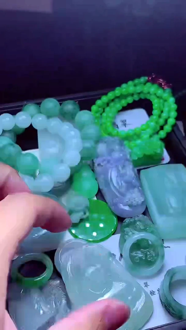 未镶嵌定制翡翠齐****#翡翠毛货定制