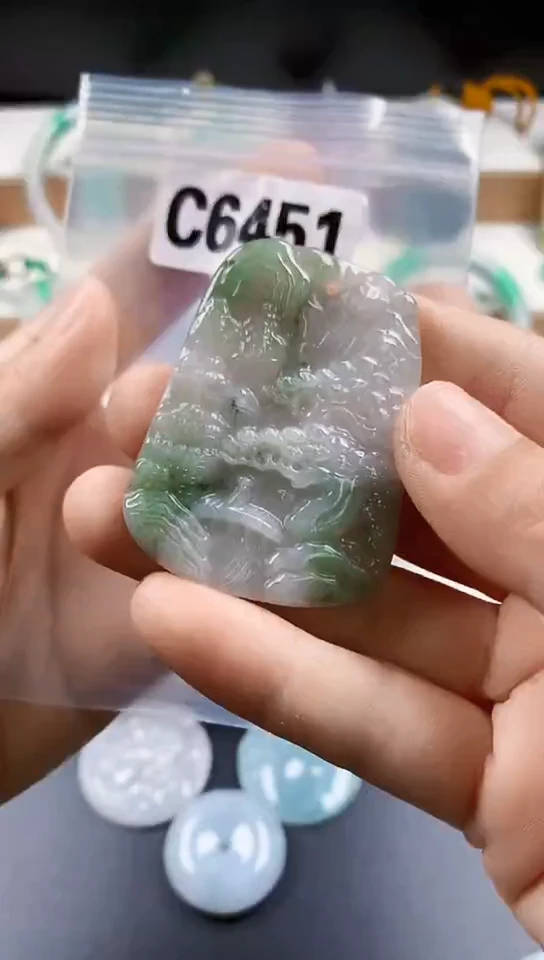 颈饰未镶嵌翡翠天然翡翠吊坠挂件