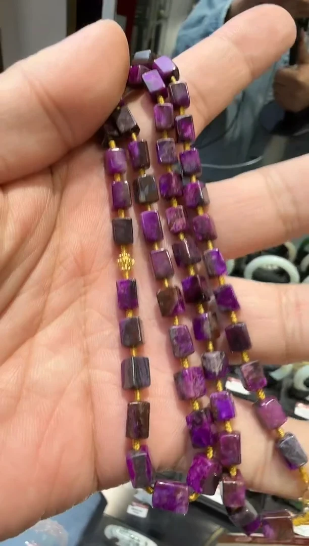 苏纪石（舒俱来）未镶嵌颈饰多样性发一