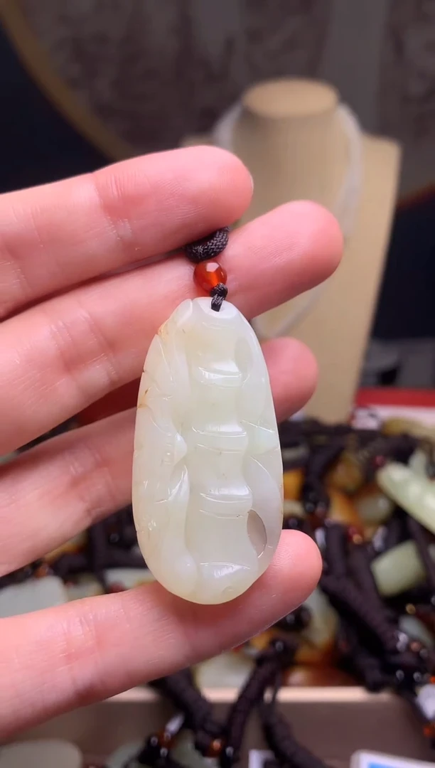 颈饰未镶嵌和田玉新疆料青海料清水和田玉吊坠