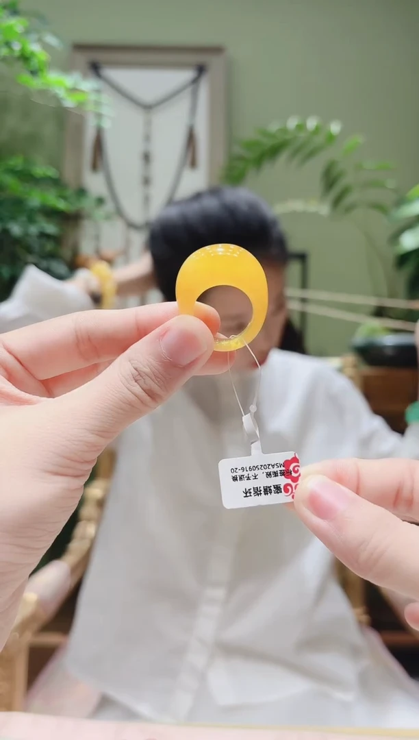 琥珀颈饰未镶嵌崽*贝蜜蜡戒指pp