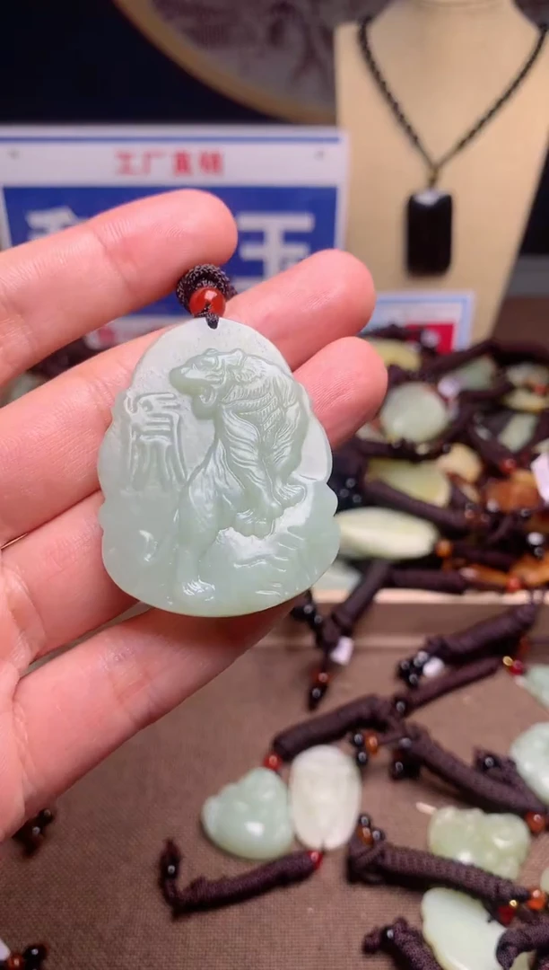 【闪购商品】和田玉颈饰未镶嵌1