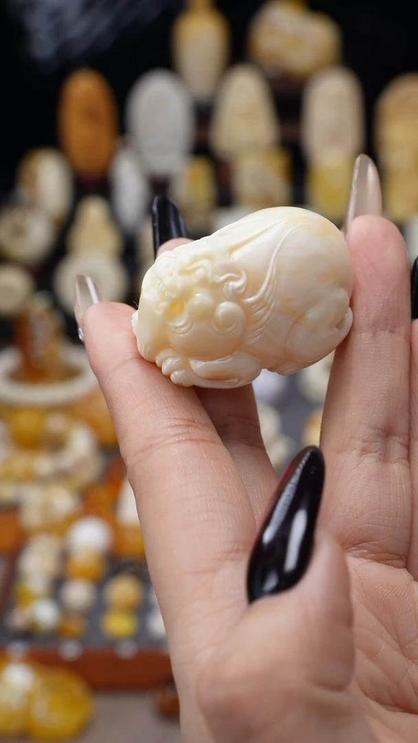 【闪购商品】琥珀裸石未镶嵌1111111111