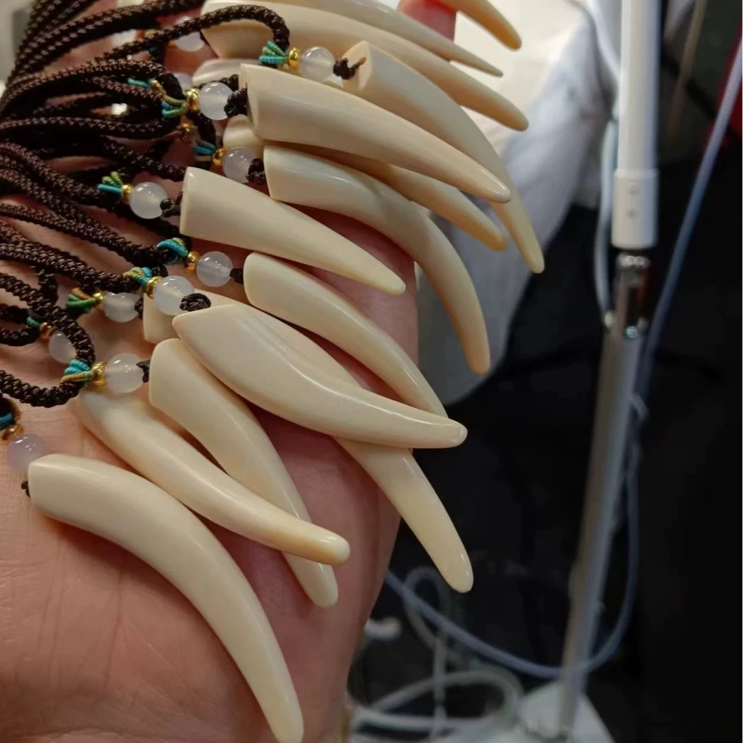 天然猛犸牙原色小牙尖吊坠一等冰料（支持鉴定 假一罚四 随机发货）