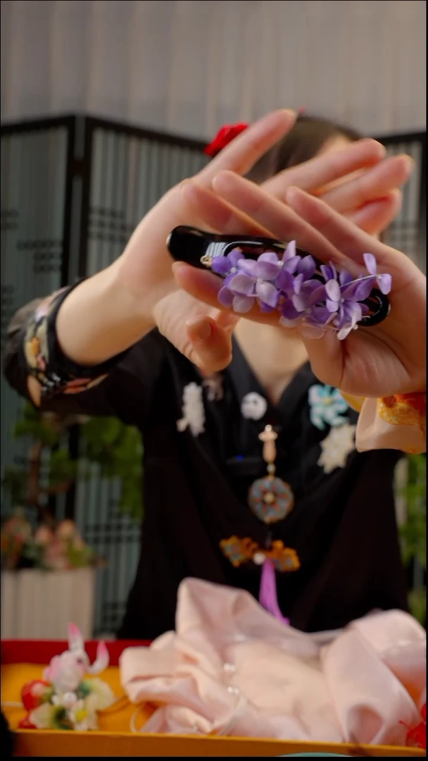 刺绣非遗苏绣绒花手工饰品