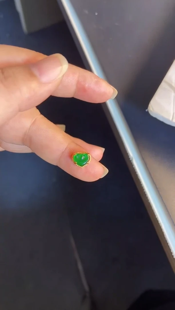 吊坠(不含链)银S925镶嵌翡翠1