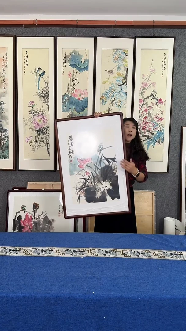国画荷花实木装裱63*93