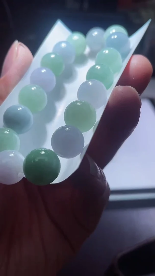 【闪购商品】定制翡翠未镶嵌翡翠多样性发货