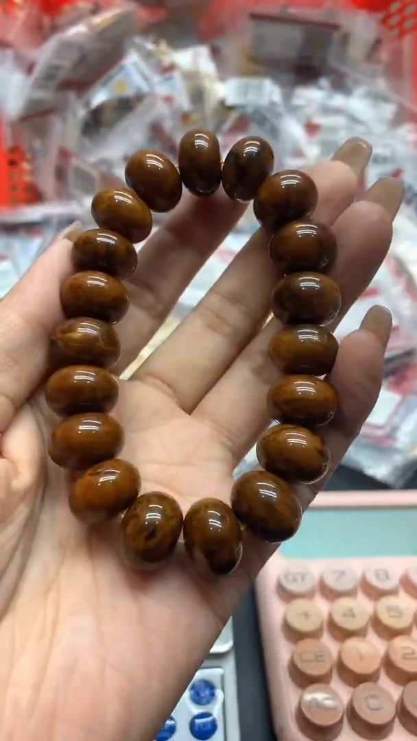 未镶嵌琥珀珠宝奇石1089