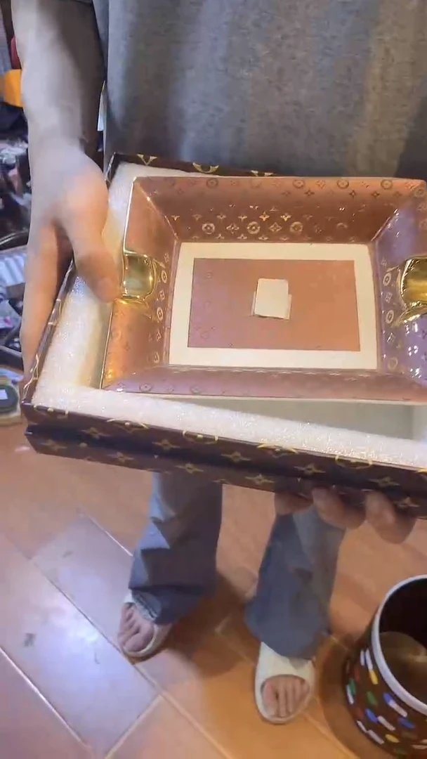 杯鸿辉家品牌瓷器，京东包邮！