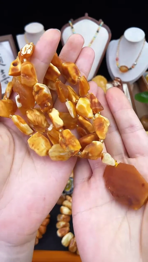 琥珀未镶嵌珠宝奇石柒月