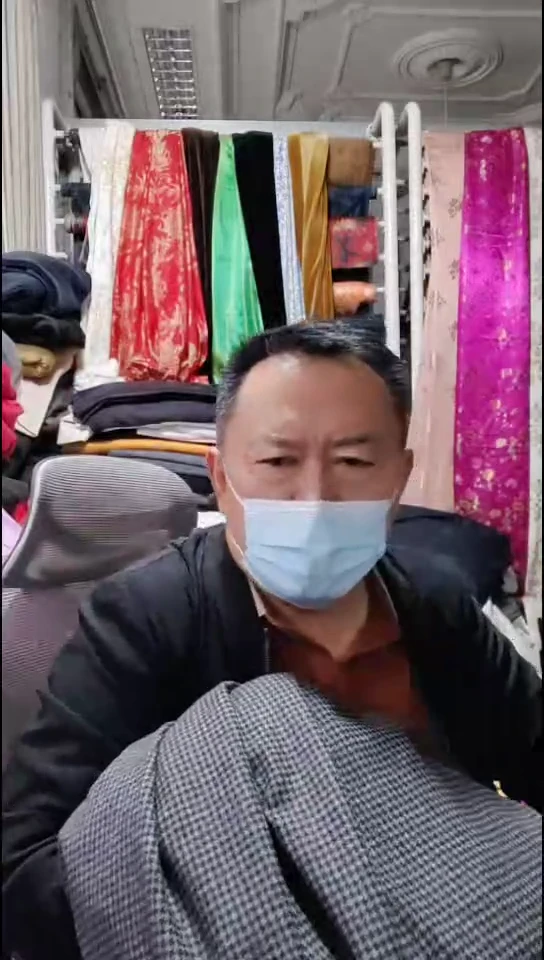 黑灰千鸟格中薄布料