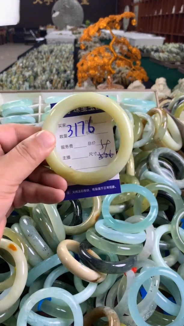 未镶嵌蛇纹石玉手镯3176