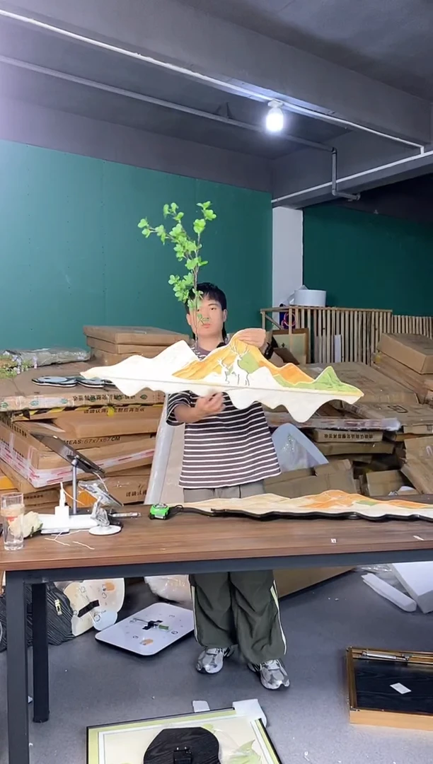 横款带绿植装饰画宽1米