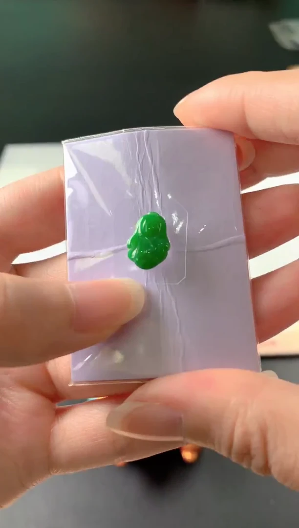 未镶嵌定制翡翠宝*裸玉（客户意向镶嵌）