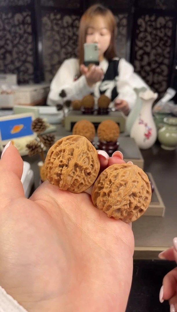 【闪购商品】文玩核桃把件苹果园40尺-16