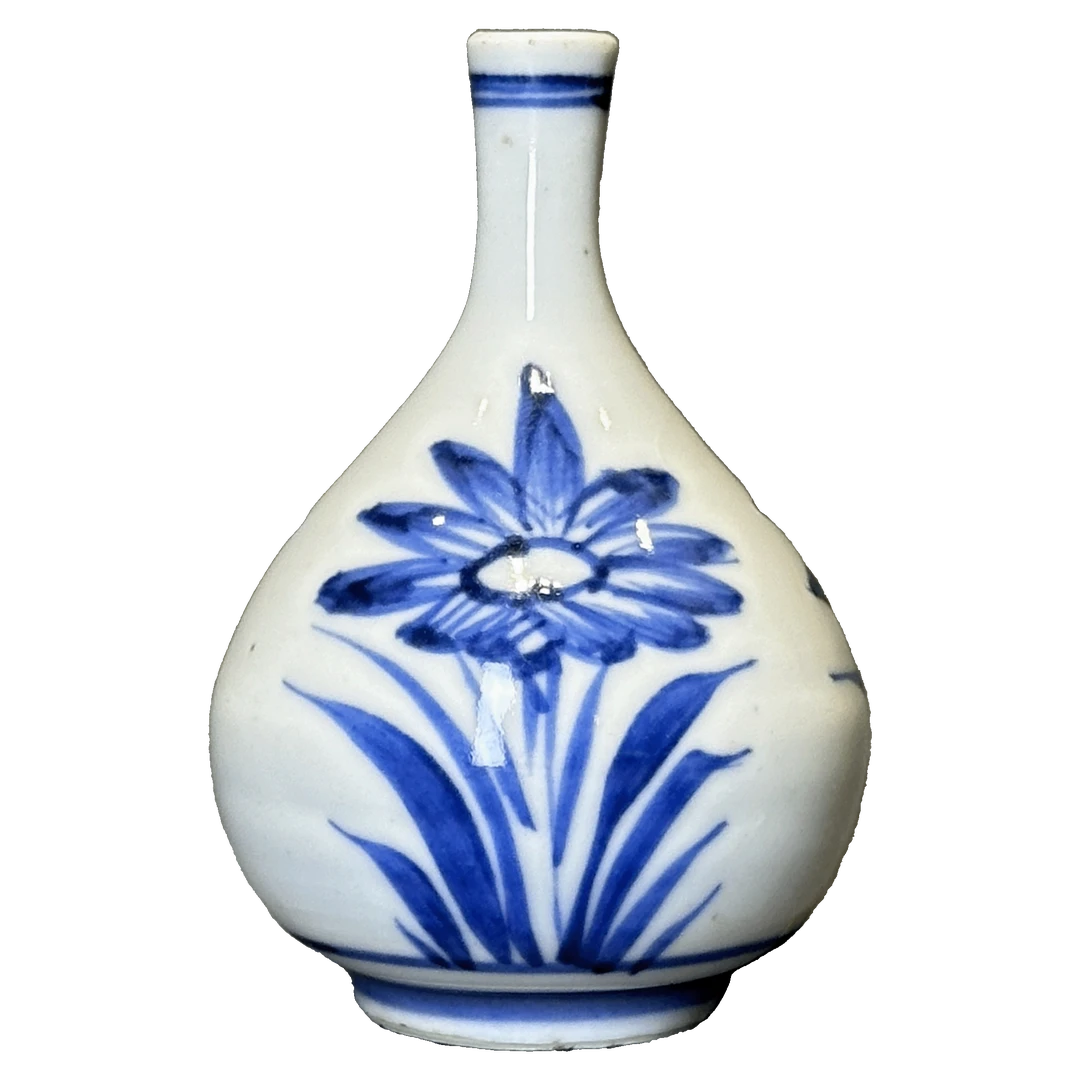 25030430y青花花卉纹荸荠瓶