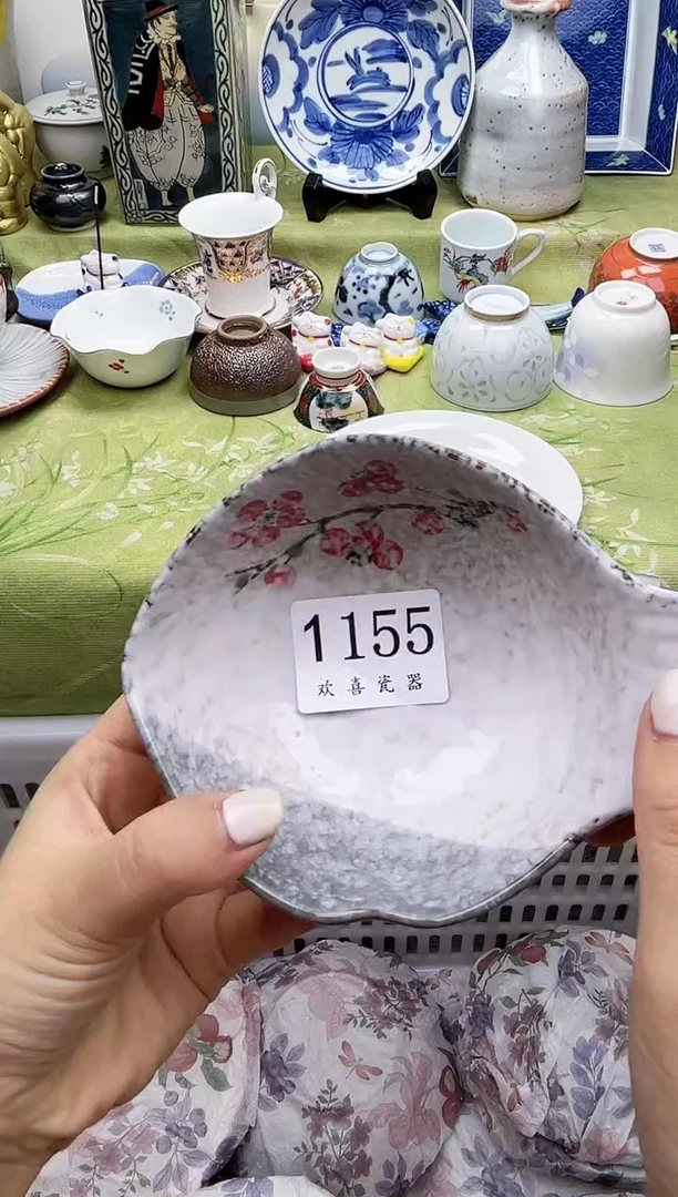 瓷片七*墙           1155
