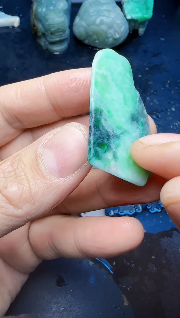 颈饰未镶嵌翡翠富*儿082