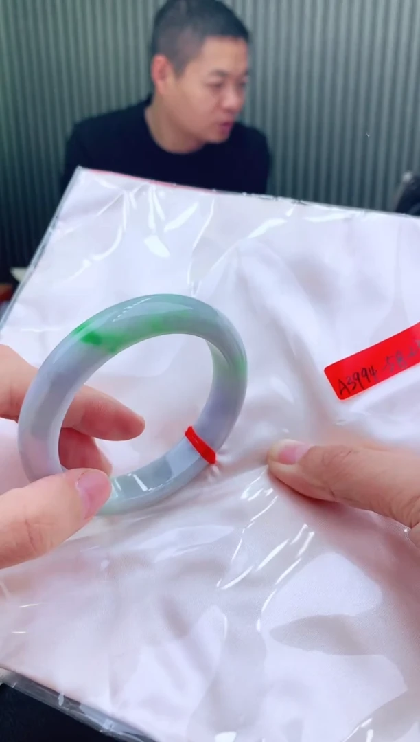 未镶嵌手镯翡翠58