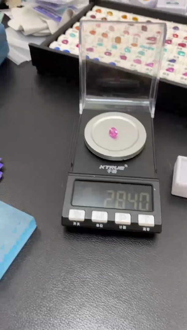 合成（培育）蓝宝石裸石未镶嵌培育粉蓝宝