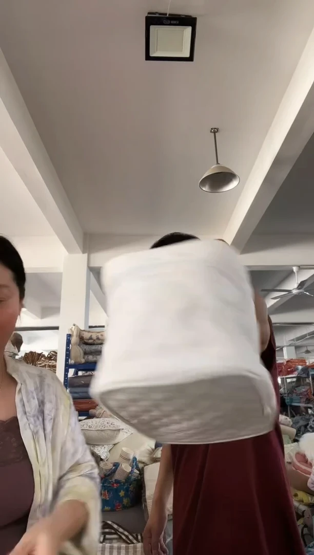 棉棉A04 化妆包发一个
