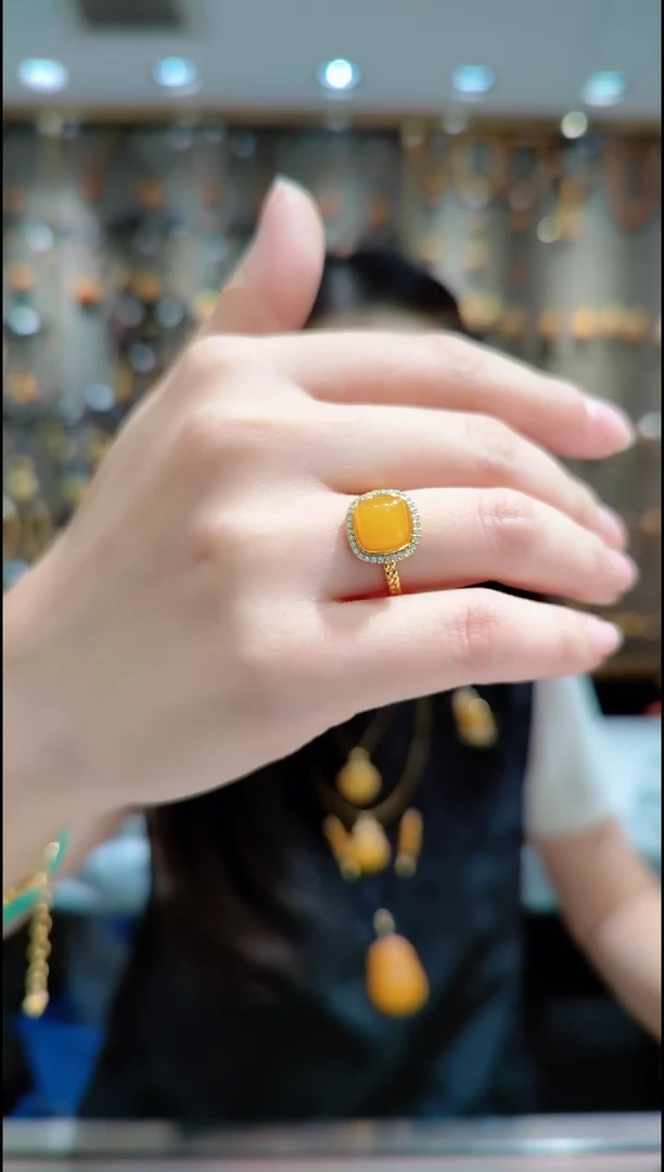 蜜蜡银S925镀金镶嵌珠宝奇石﹣A430蜜蜡戒指