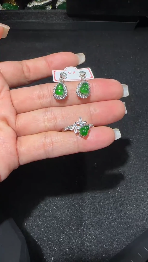 【闪购商品】翡翠戒指未镶嵌多样性发货拍一发二