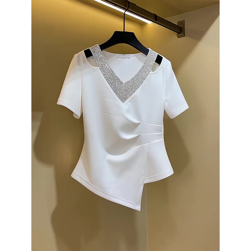 夏季女装2025新款白色v领镶钻不规则短袖t恤女时尚百搭设计感上衣