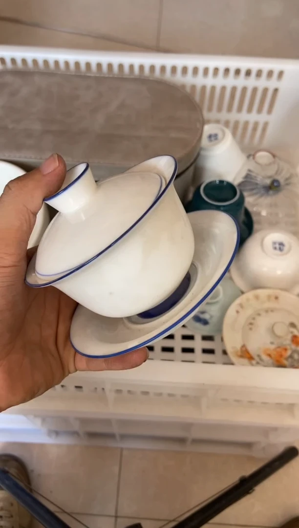 杯摄影的产品有使用过的痕迹有点脏介意勿拍