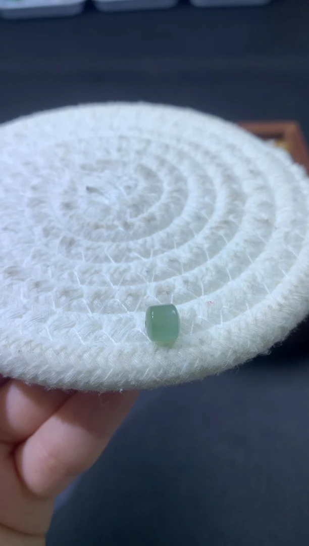 【闪购商品】定制翡翠未镶嵌珠子