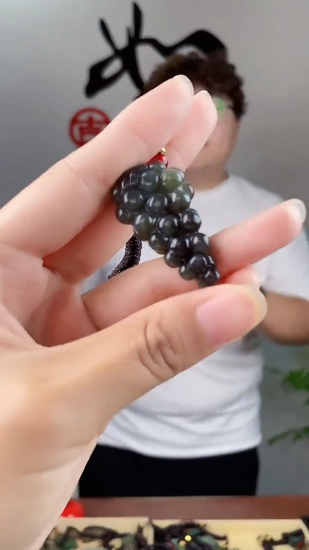 和田玉未镶嵌颈饰拍一发一，多样性发货