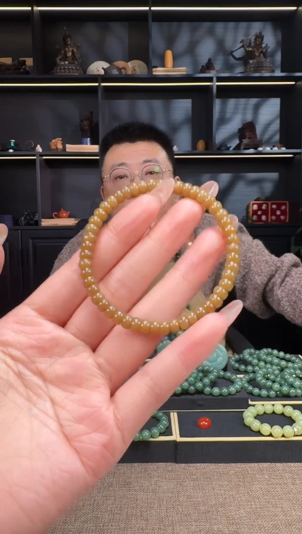 【闪购商品】和田玉1未镶嵌6mm糖药片手串